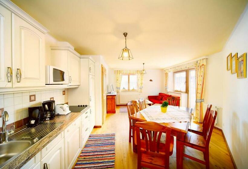 2 Bedrooms Apartment Mountain View, Biohotel Castello Königsleiten