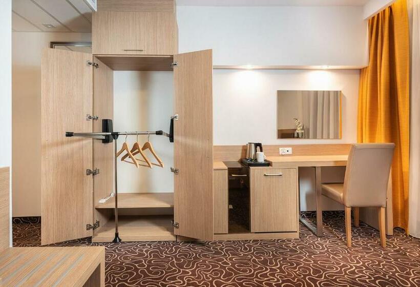 اتاق استاندارد یک تخته برای معلولان, Amazonka Conference And Spa