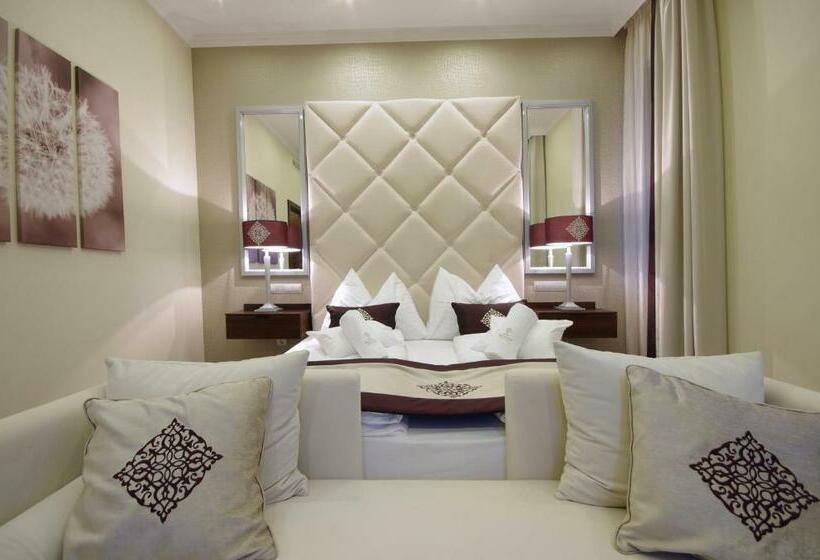 Номер Стандарт, Arcanum