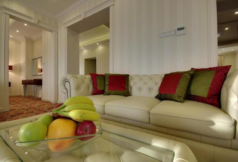 Президентский Люкс, Arcanum