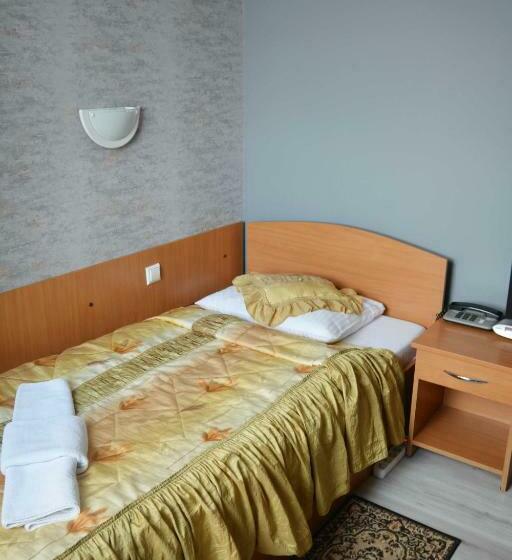 اتاق استاندارد یک نفره, Awis