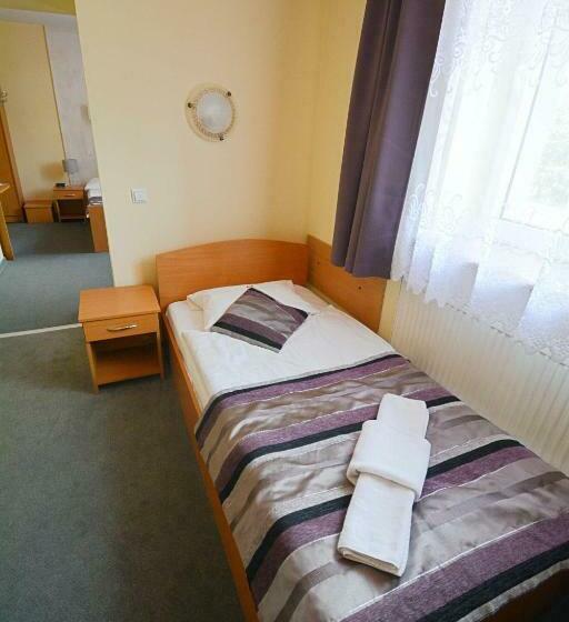 اتاق استاندارد, Awis