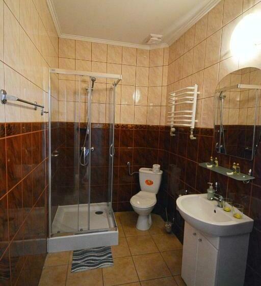 اتاق استاندارد, Awis