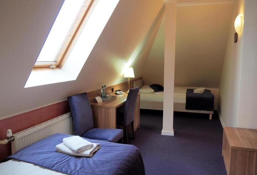 اتاق استاندارد, Awis