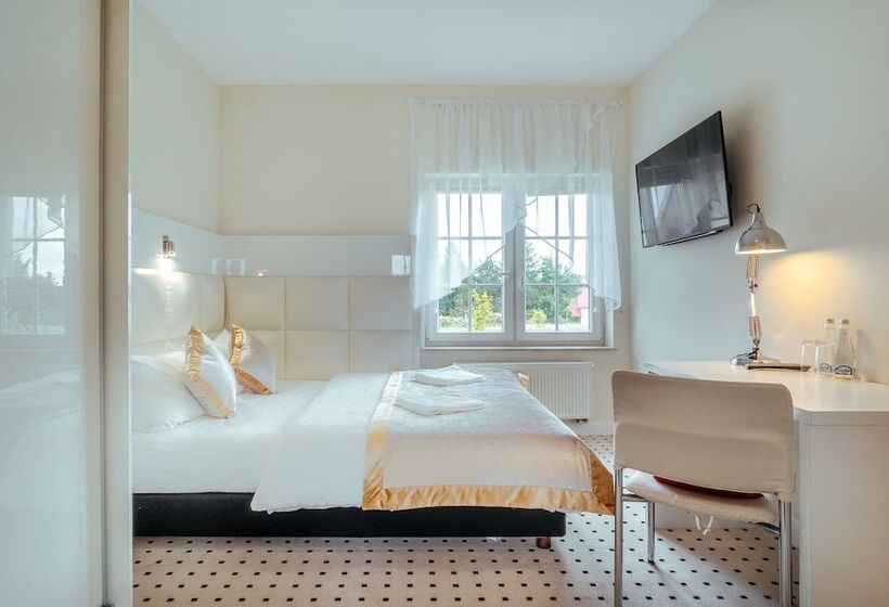 اتاق اکونومی, Boutique Apartmenty M&m