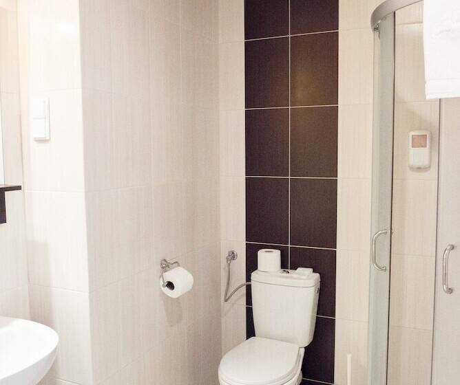 اتاق استاندارد, Dom Polonii