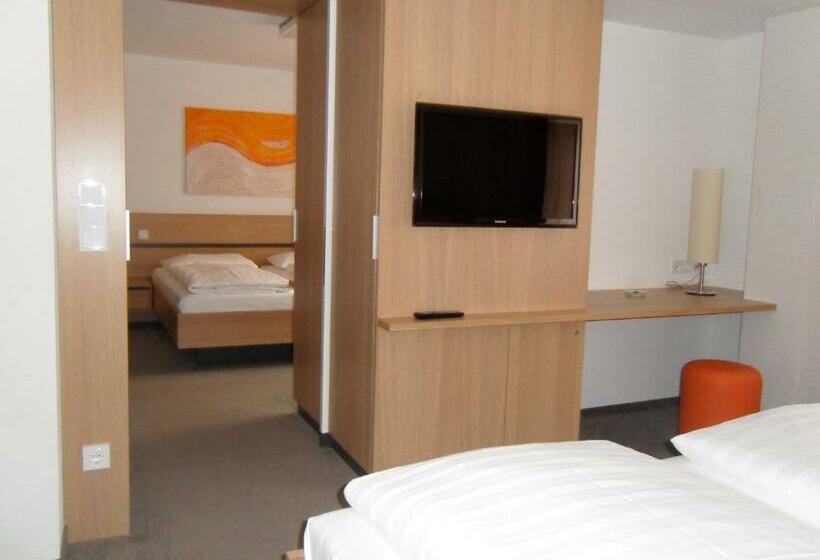 4인용 스탠다드 룸, Gasthof Pension Schütz