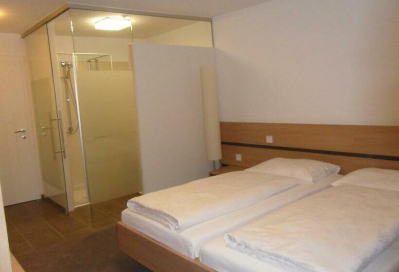 4인용 스탠다드 룸, Gasthof Pension Schütz