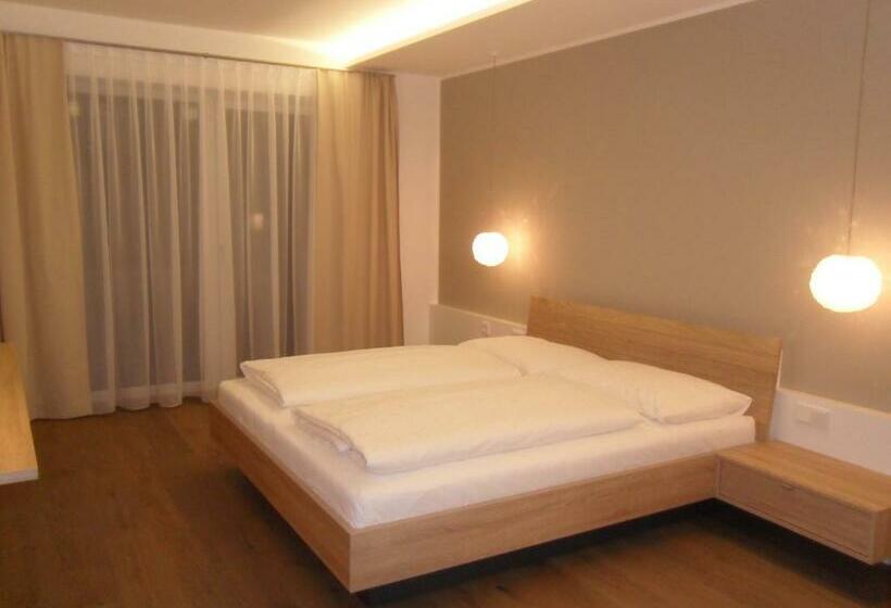 Номер Premium с Балконом, Gasthof Pension Schütz