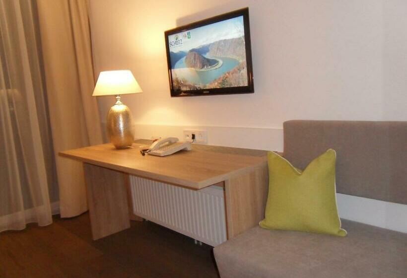 발코니가 있는 프리미엄 룸, Gasthof Pension Schütz