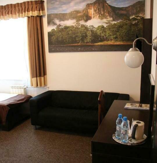 اتاق استاندارد یک نفره, Granada