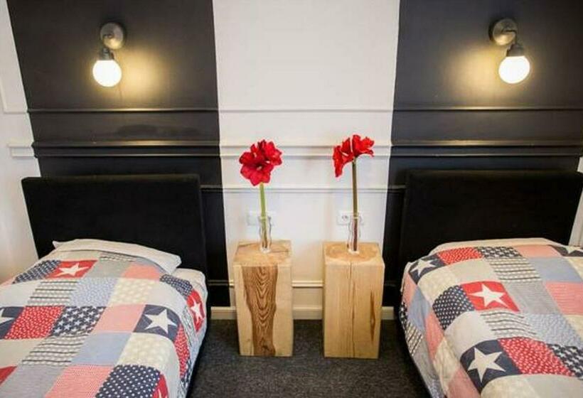 اتاق استاندارد یک نفره, Granada