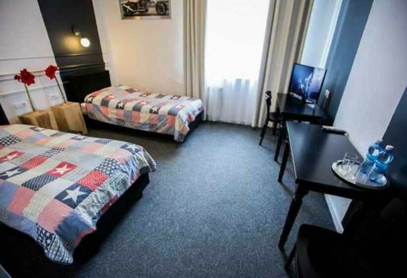 اتاق استاندارد یک نفره, Granada