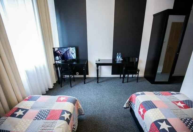 اتاق استاندارد یک نفره, Granada