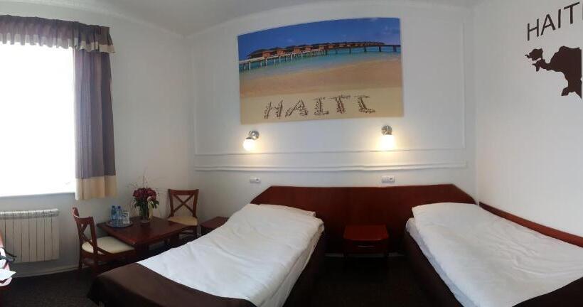 اتاق استاندارد, Granada