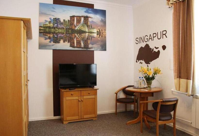 اتاق لوکس با تخت بزرگ, Granada