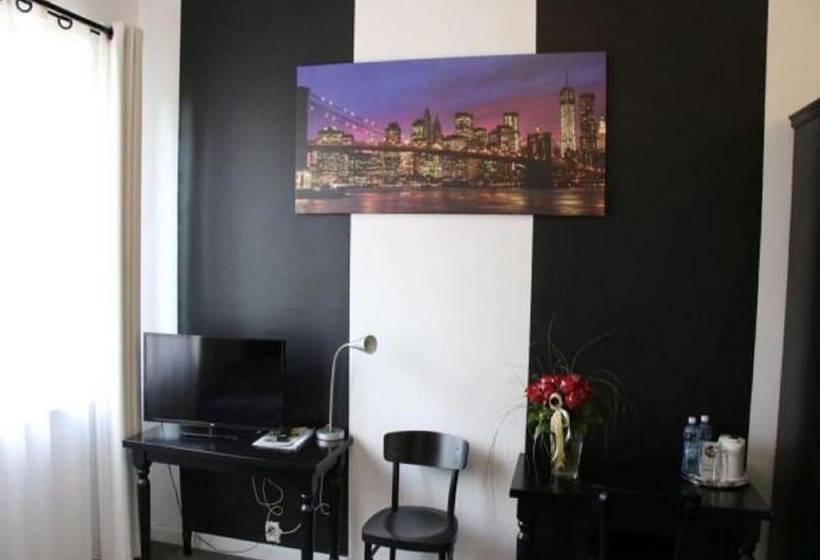 اتاق استاندارد یک نفره, Granada