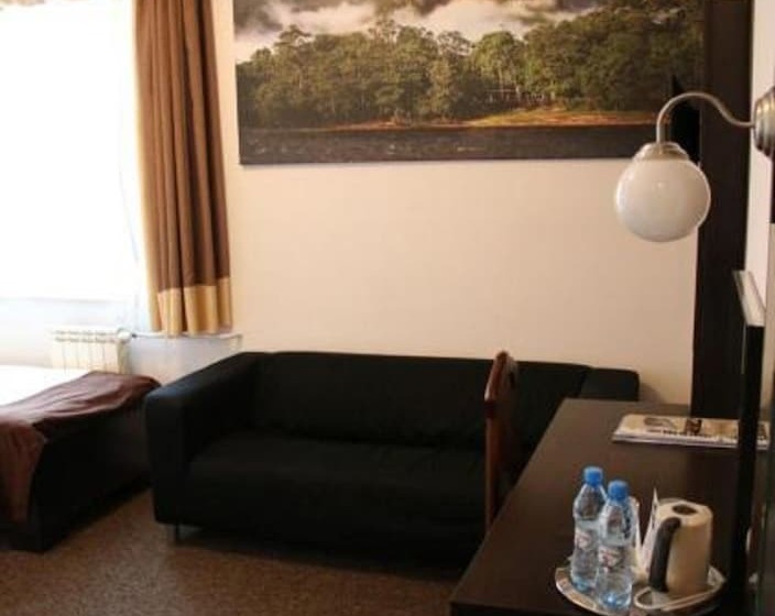 اتاق استاندارد, Granada