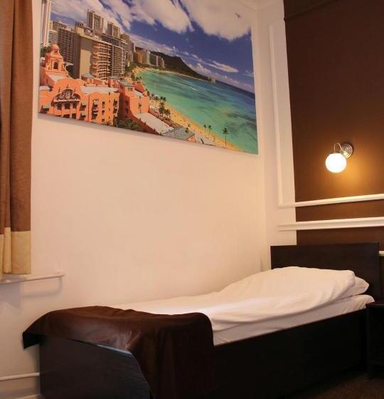 اتاق استاندارد, Granada