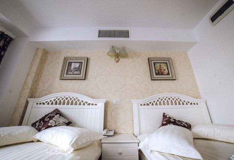 标准间, Helin Central