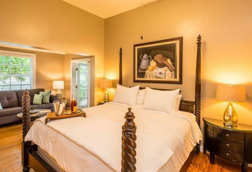 キングサイズベッドのデラックスルーム, L Habitation Guesthouse Adult Exclusive