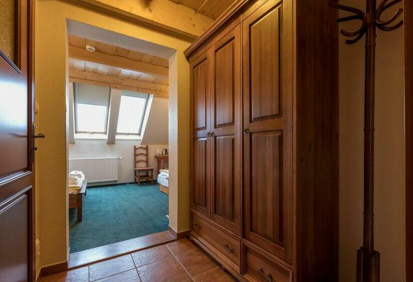 اتاق استاندارد سه نفره, Marymont Sggw Przy Dolinie Kościeliskiej
