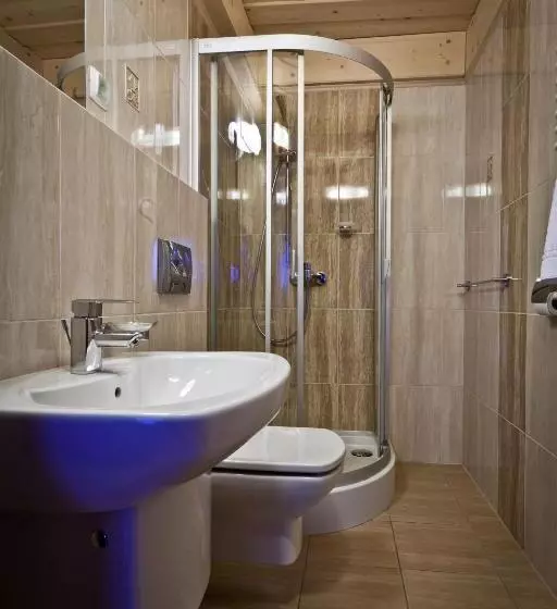 استودیوی استاندارد, Marymont Sggw Przy Dolinie Kościeliskiej