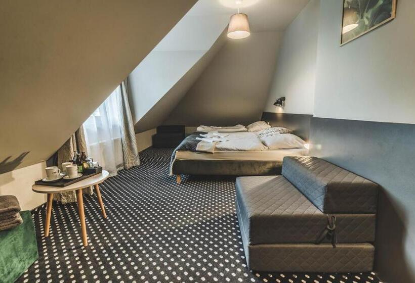 Номер Стандарт Трехместный, Medical Wellness & Spa Werona