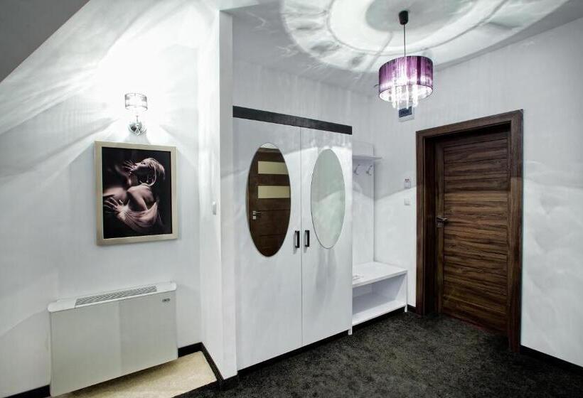 Apartamento 1 Dormitório, Millenium