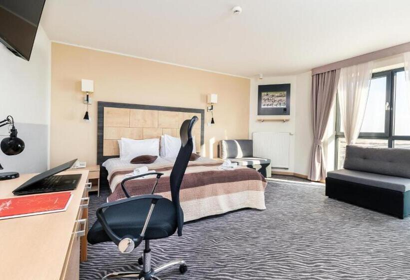 Номер бизнес-класса, Nad Wisłą