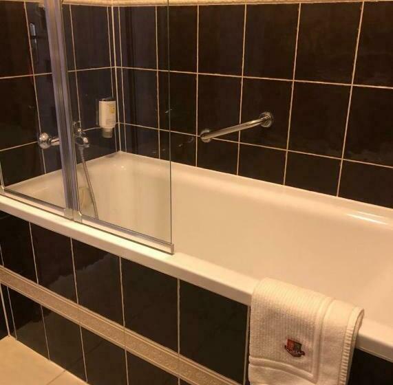 חדר סטנדרט יחיד, Oławian