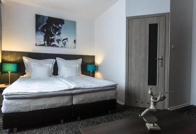 スーペリアールーム, Ratuszowy