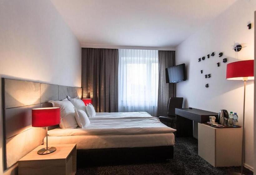 シティビューのデラックスルーム, Ratuszowy