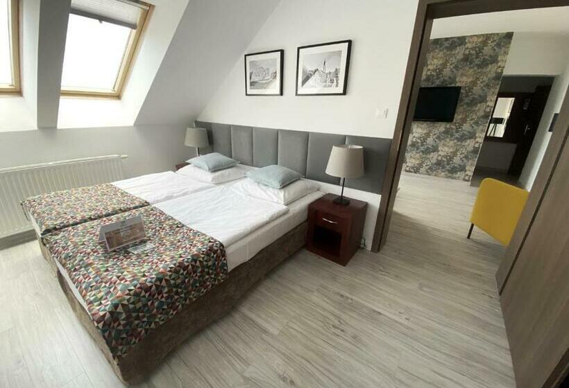 Suite, Srebrna Góra