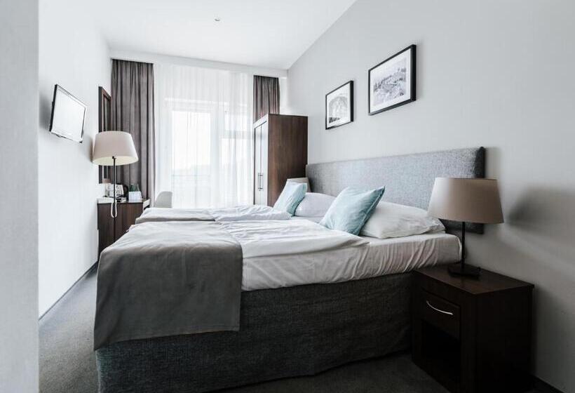 Standard Room, Srebrna Góra