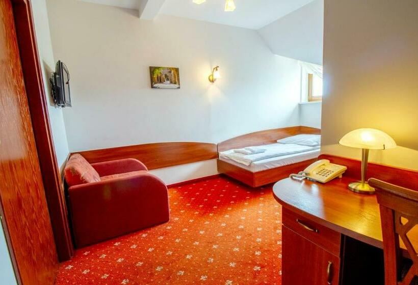 غرفة قياسية فردية, Stary Młyn