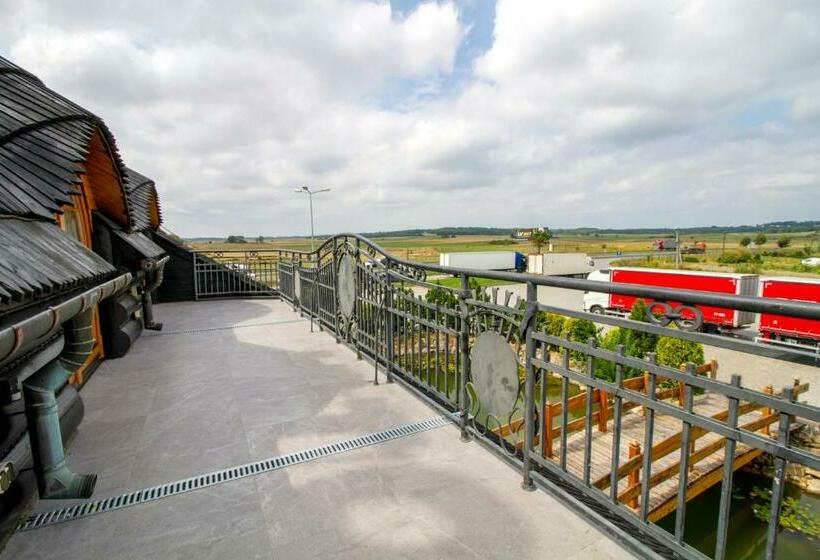 غرفة قياسية, Stary Młyn