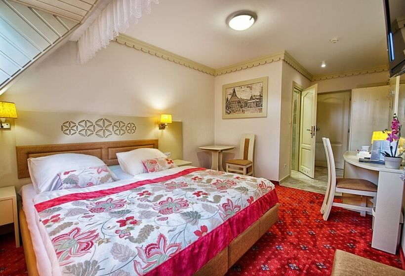 اتاق استاندارد, Toporów