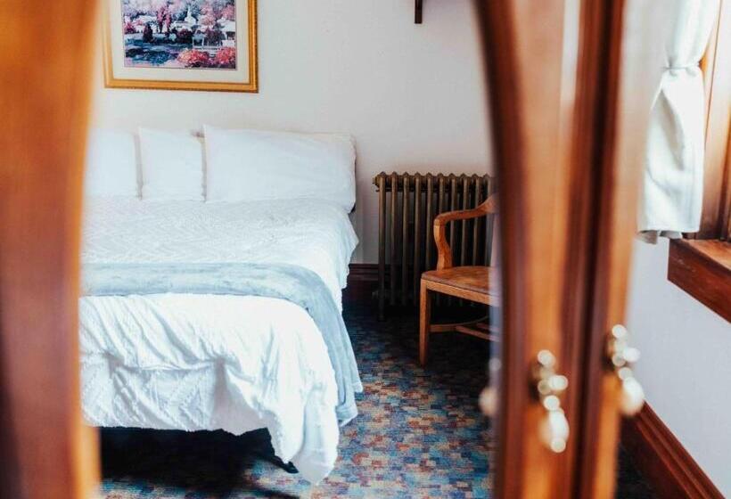 סוויטת סופריור, Town Hall Inn