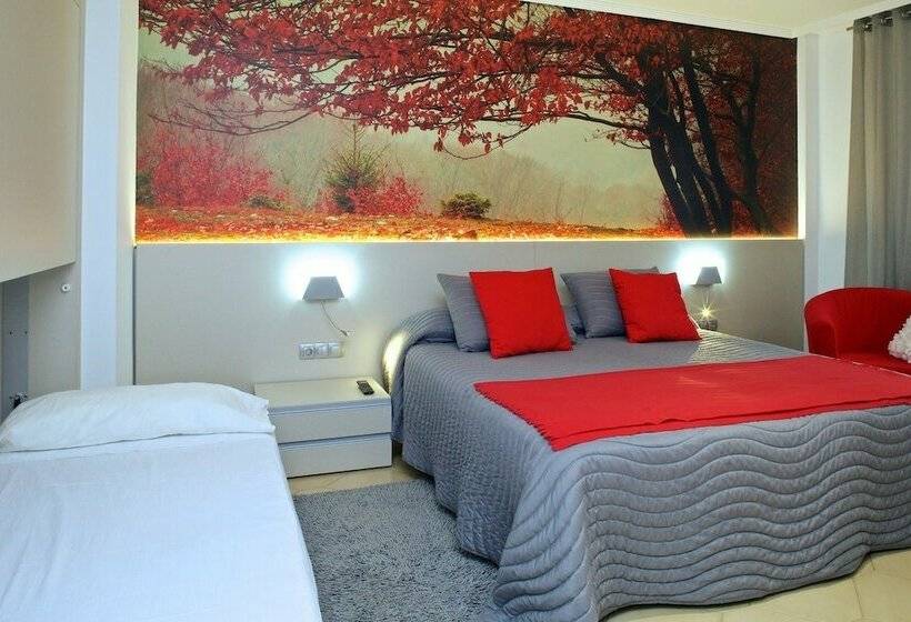 标准三人间, Vila Da Guarda