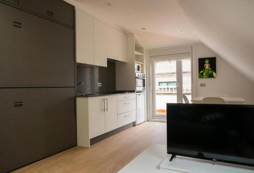 带1个卧室的带阳台的公寓, Vila Da Guarda