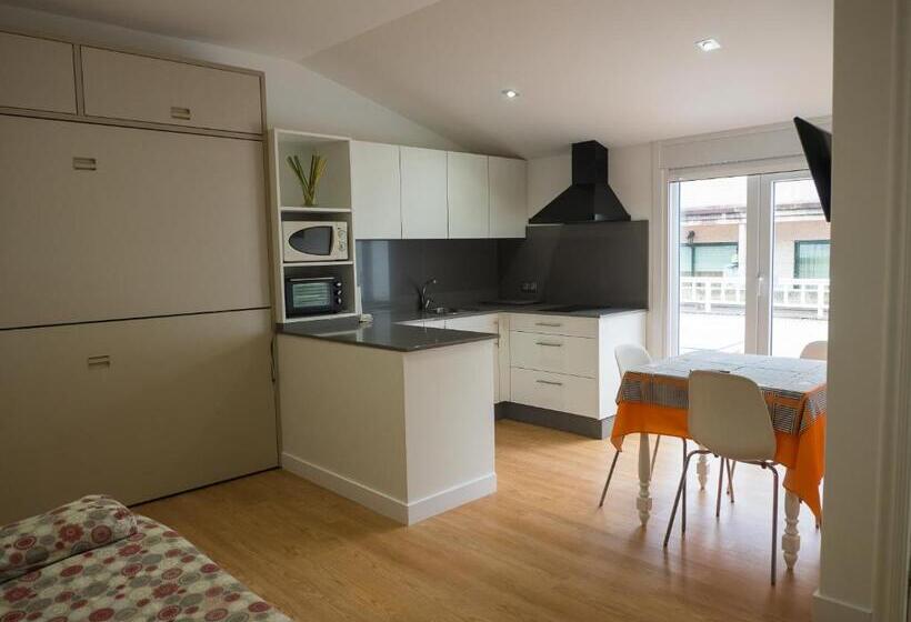 带1个卧室的带阳台的公寓, Vila Da Guarda