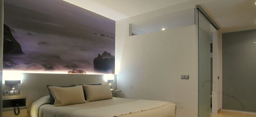 四人标准间, Vila Da Guarda