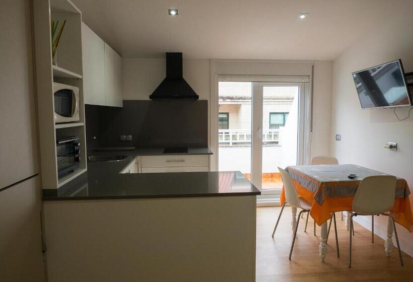 带1个卧室的带阳台的公寓, Vila Da Guarda