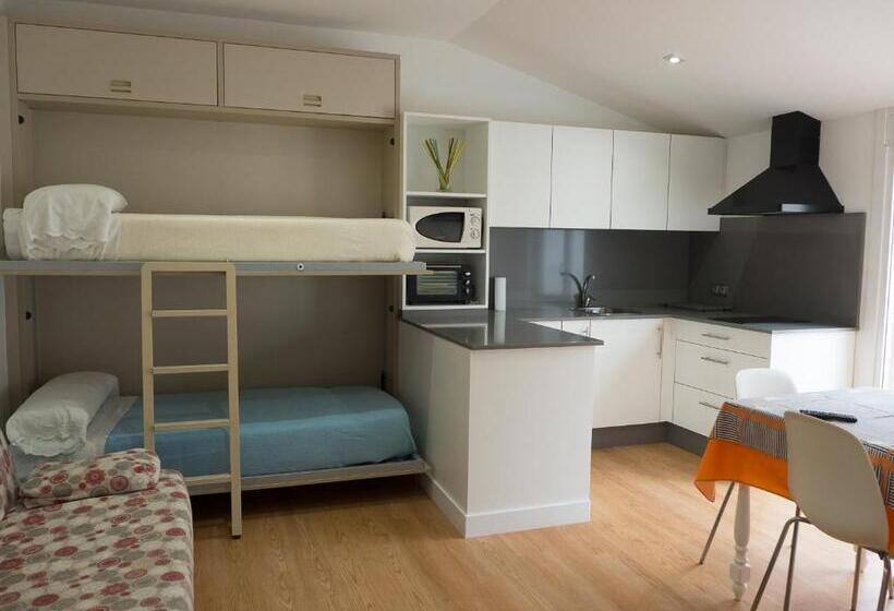 带1个卧室的带阳台的公寓, Vila Da Guarda