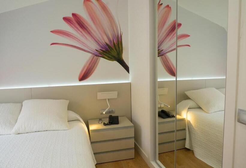 带1个卧室的带阳台的公寓, Vila Da Guarda