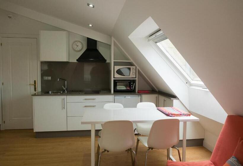 带1个卧室的带阳台的公寓, Vila Da Guarda