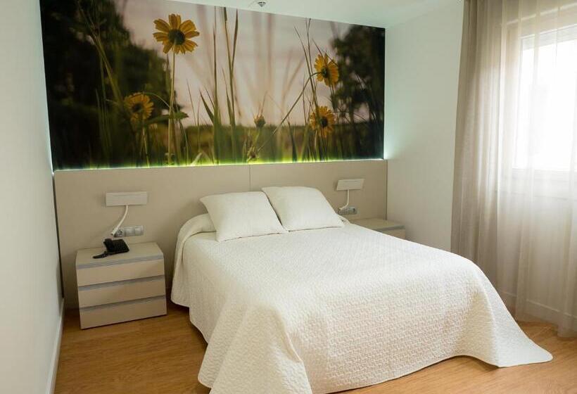 带1个卧室的带阳台的公寓, Vila Da Guarda