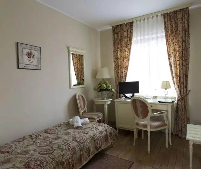 اتاق استاندارد یک نفره, Villa Estera   Hotel & Restauracja