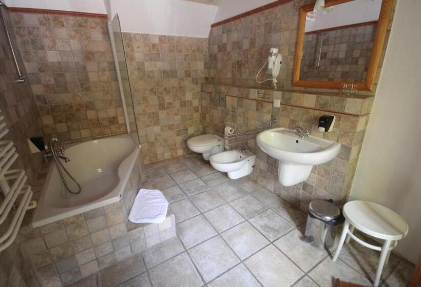 스탠다드 룸, Zamek Reszel